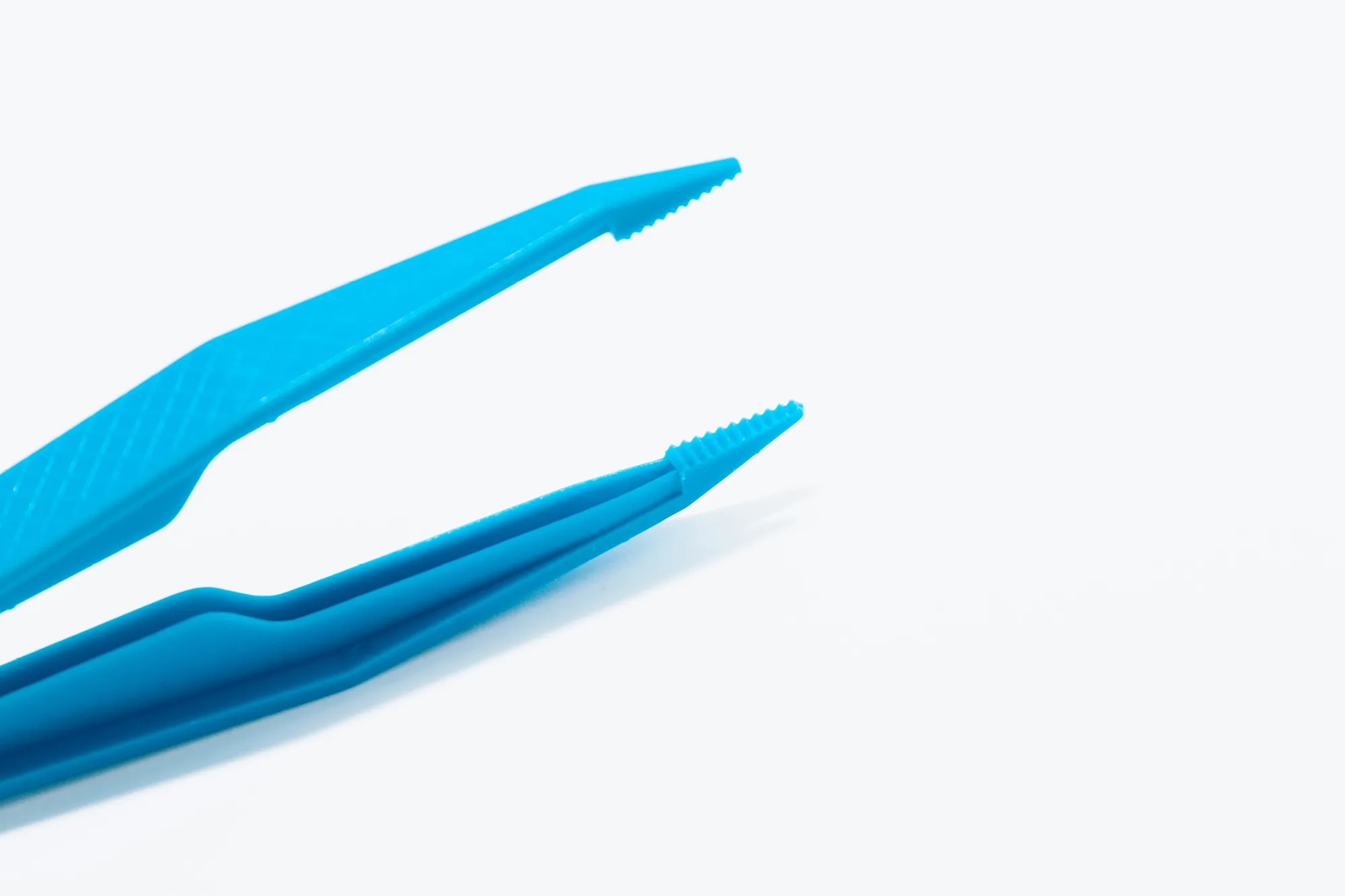 Blue Plastic Tweezers, Fine Tip