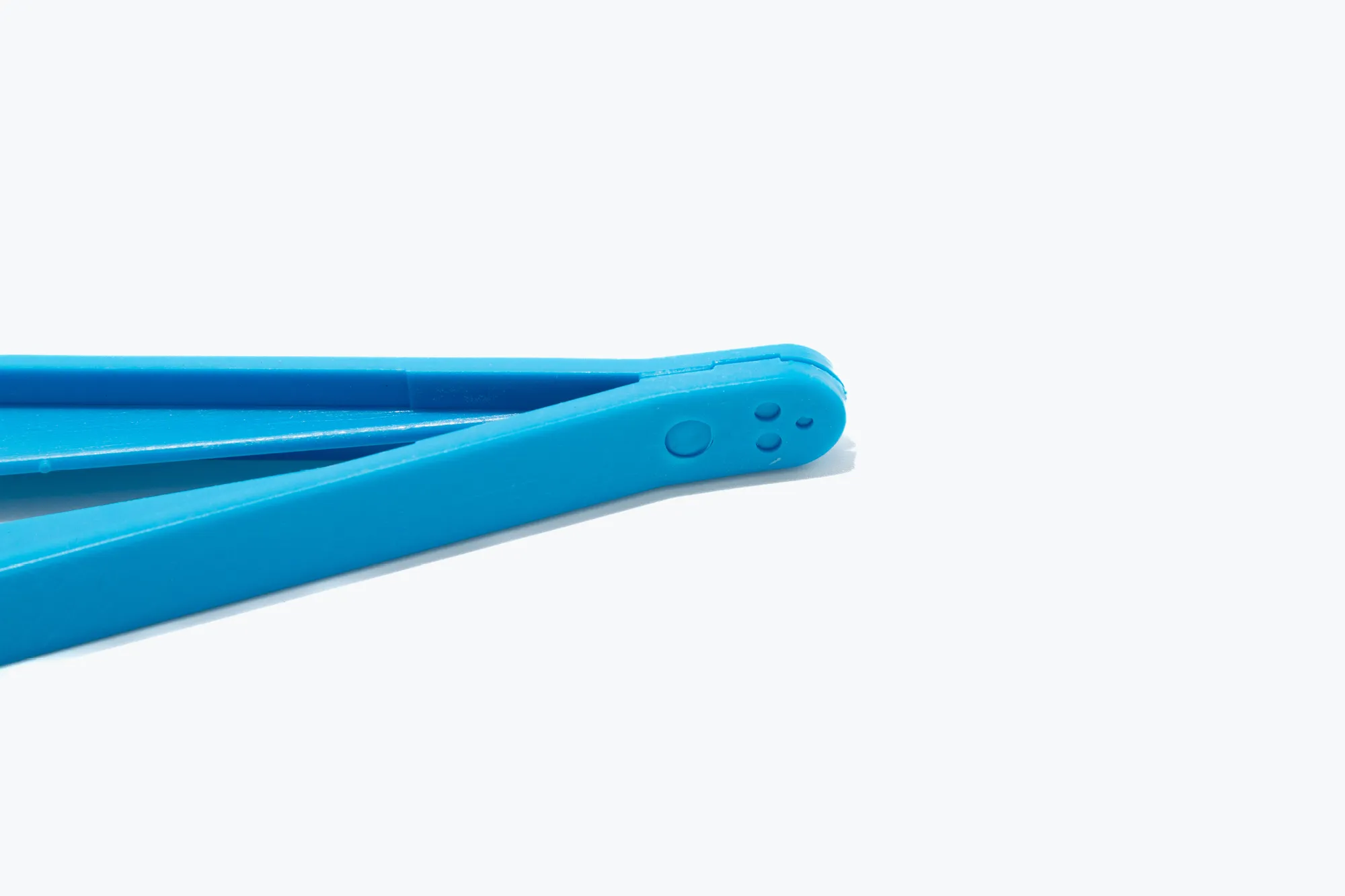 Blue Plastic Tweezers, Fine Tip