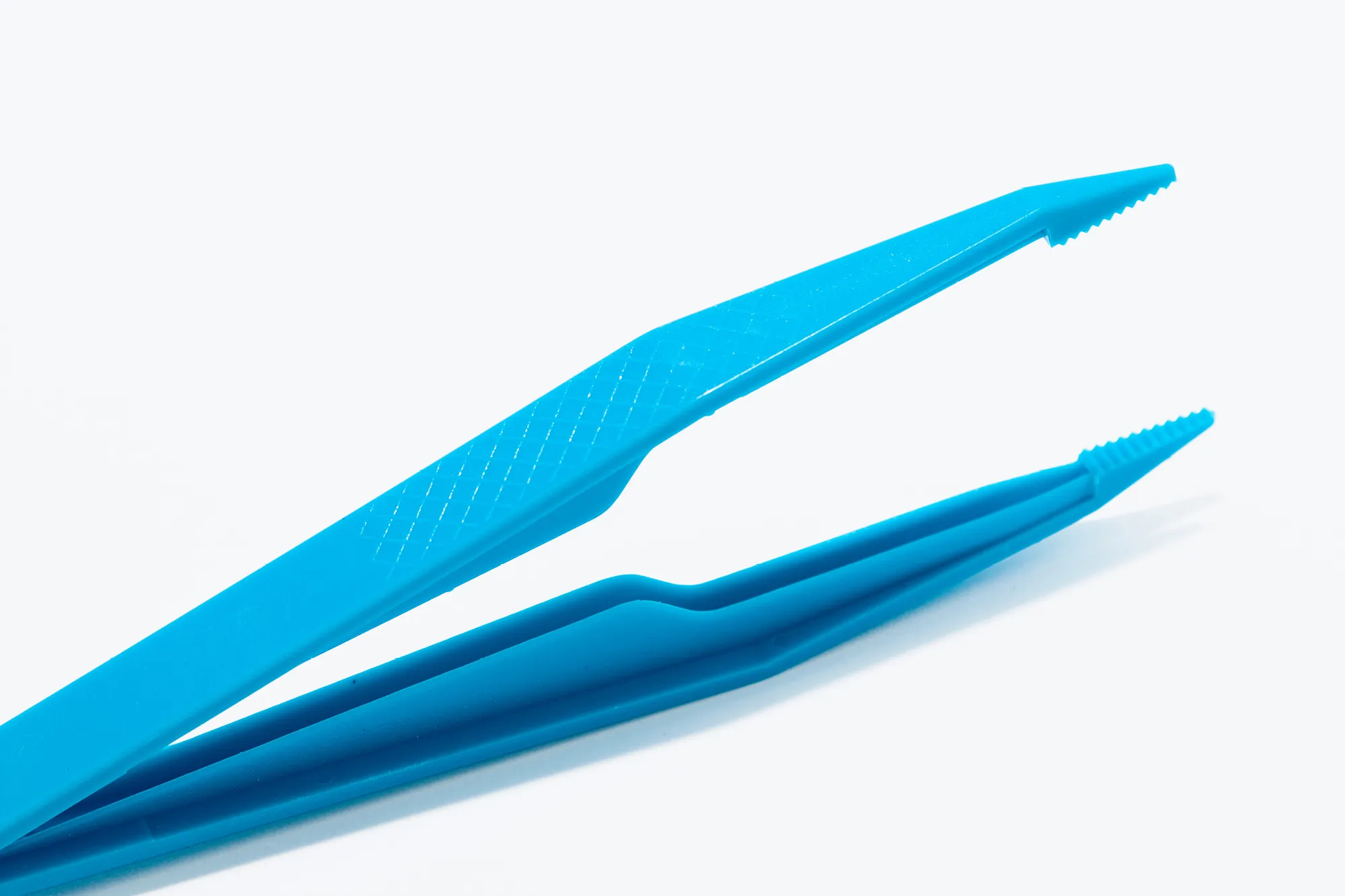 Blue Plastic Tweezers, Fine Tip