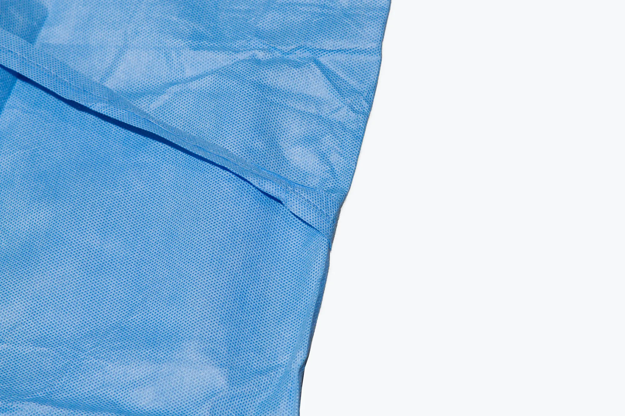 Surgeon Gown 60gsm AAMI Level 2 (125 x 155cm)