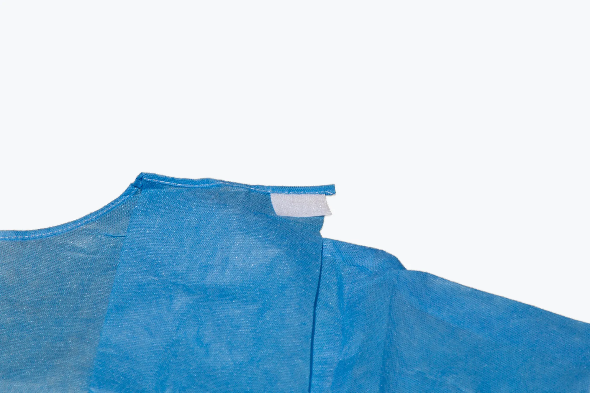 Nurse/Patient Gown 45gsm AAMI Level 1 (115 x 144cm)
