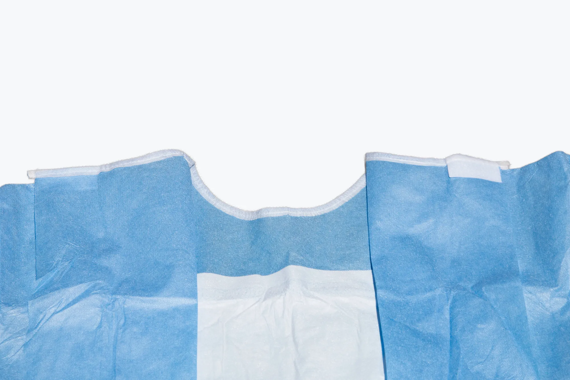 Reinforced Surgeon Gown 45gsm AAMI Level 1 (130 x 150cm)