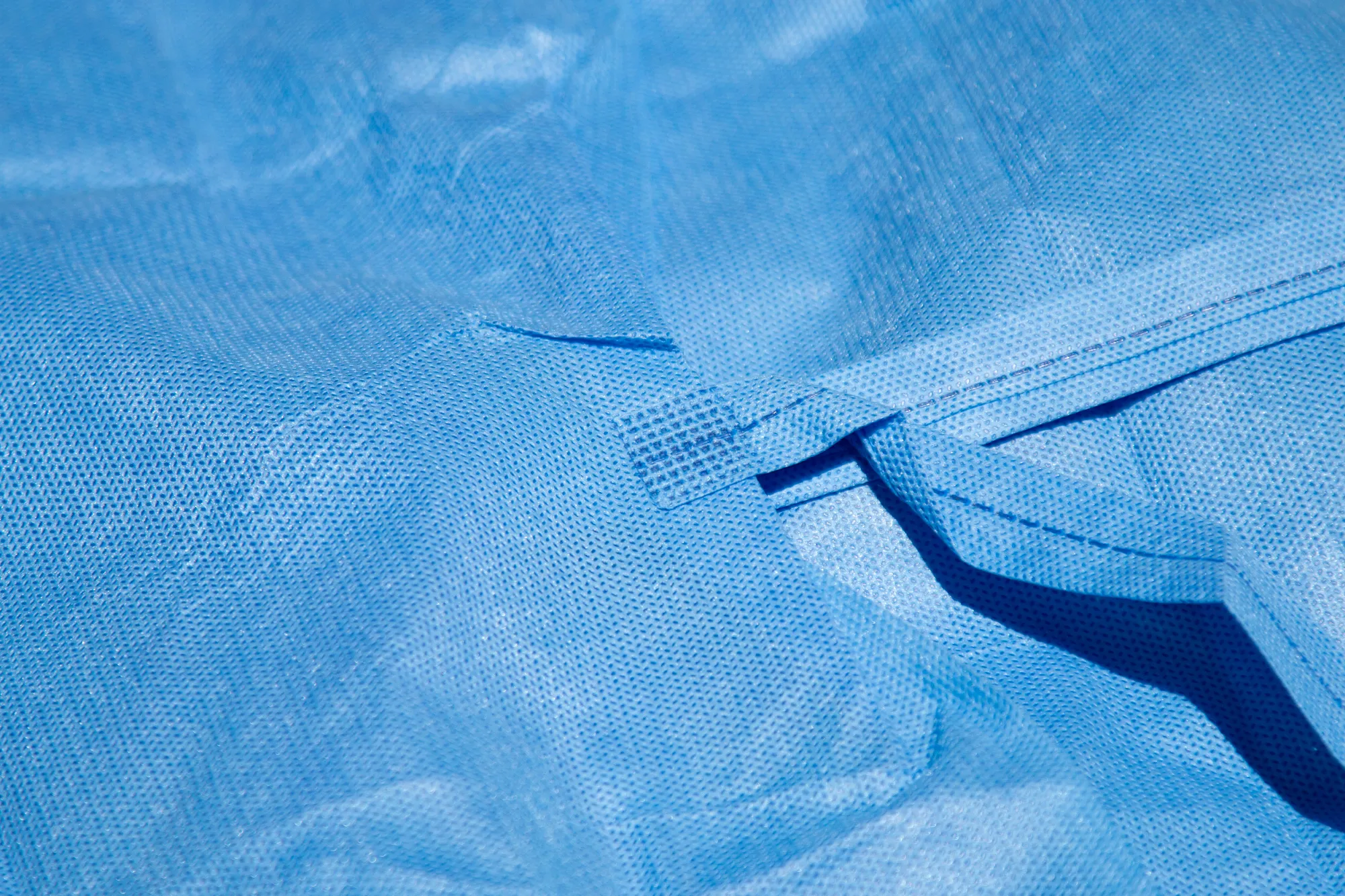Surgeon Gown 60gsm AAMI Level 2 (115 x 144cm)