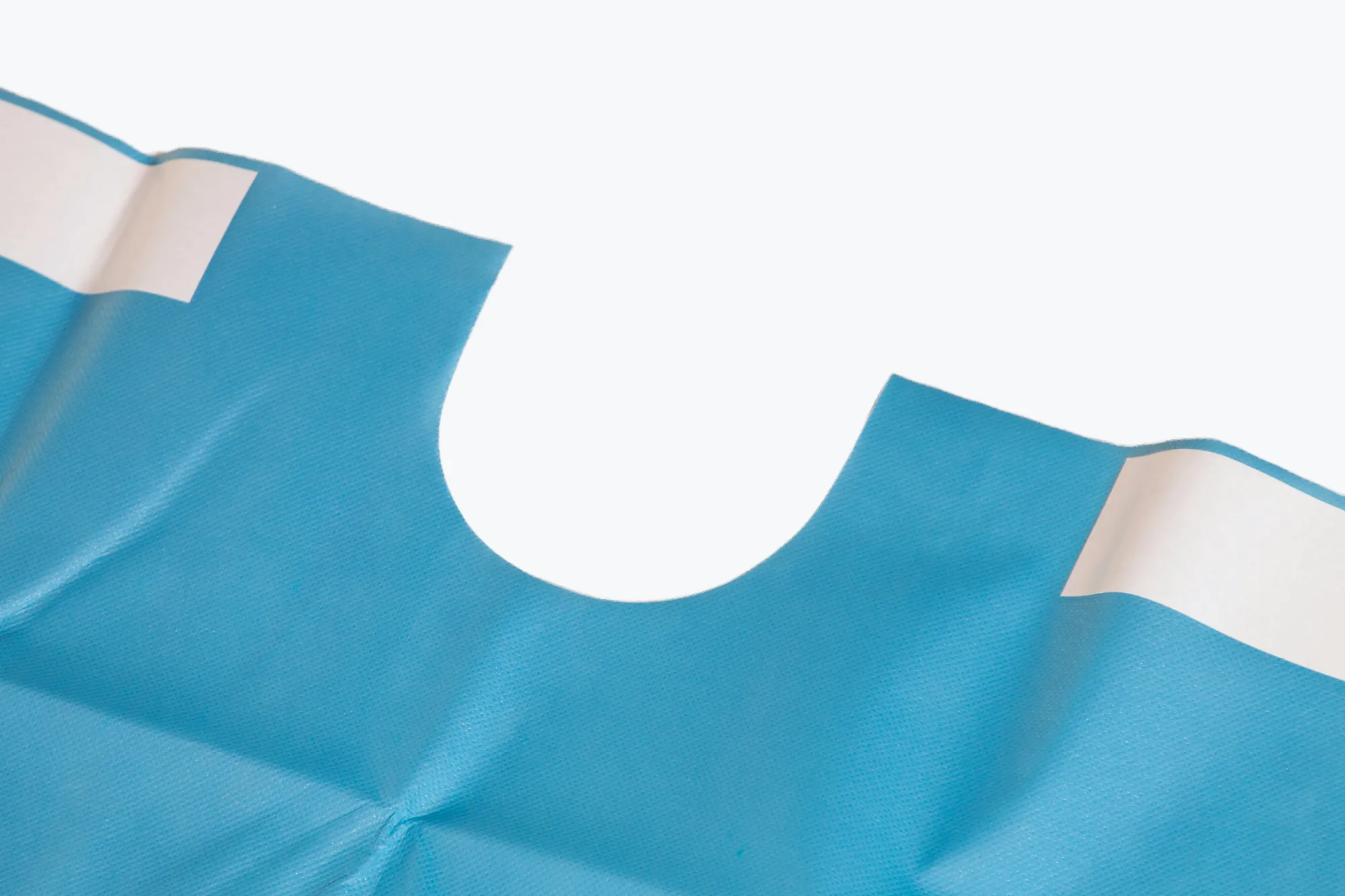 ¾ Patient Drape with Adhesive (100 x 150cm) & U-shape (18 x 17cm)