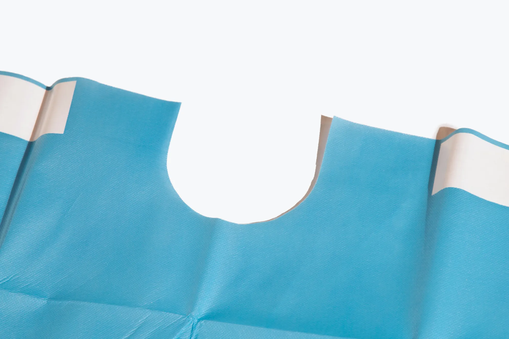 ½ Patient Drape with Adhesive (90 x 120cm) & U-shape (12 x 11cm)