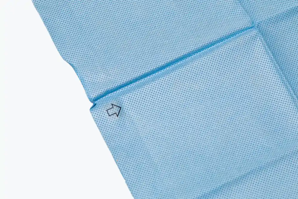 Surgical Drape SMS (130 x 200cm) with Adhesive Diamond Fenestration (13 x 10cm)